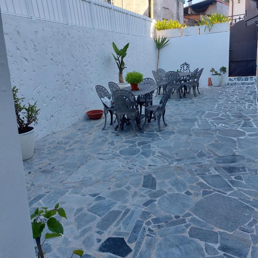 Casa 563 With Indoor Bathroom And Small Kitchen Vila Nova de Gaia Exteriör bild
